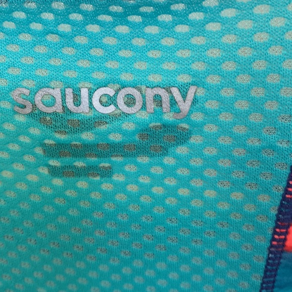 Saucony running outfit - Picture 8 of 8